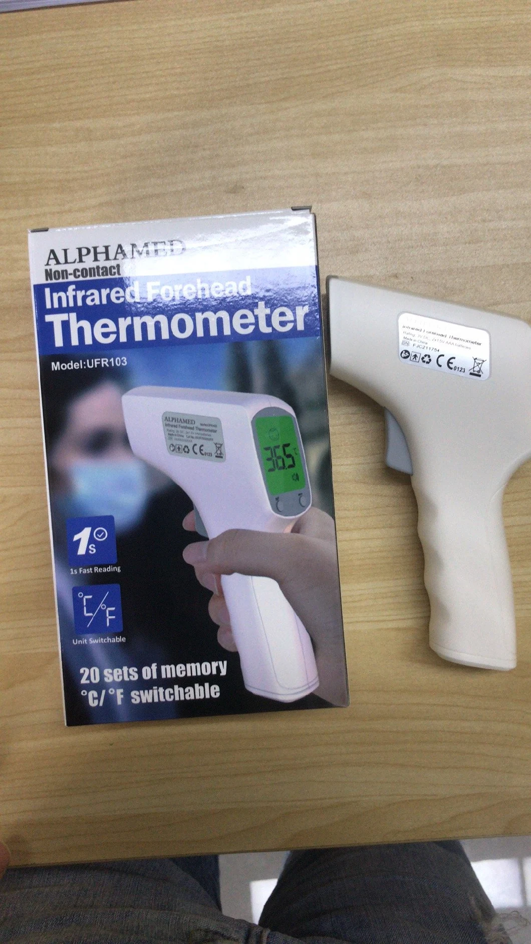 IR Infrared Digital Forehead Thermometer Non-Contact Baby/Adult Body Thermometer